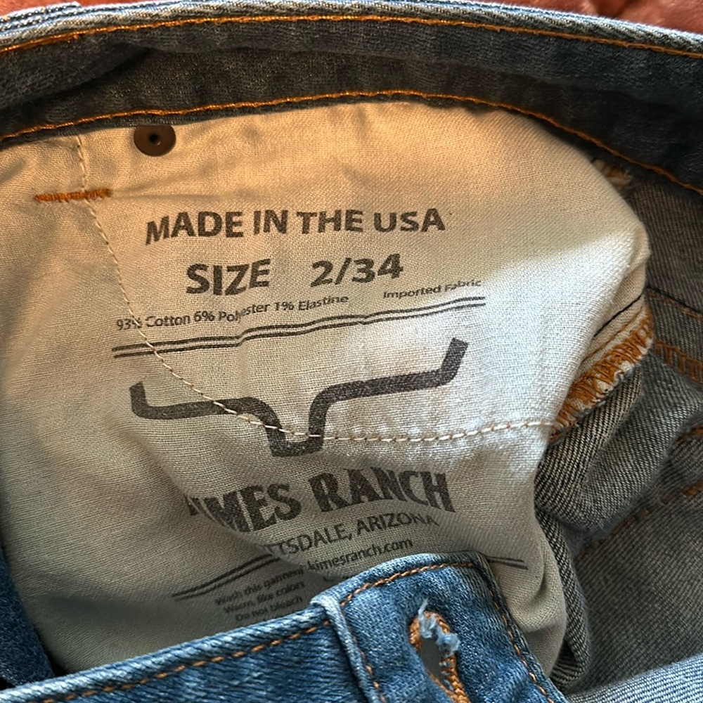 Kimes Ranch Betty Seventeen jeans. 2/34